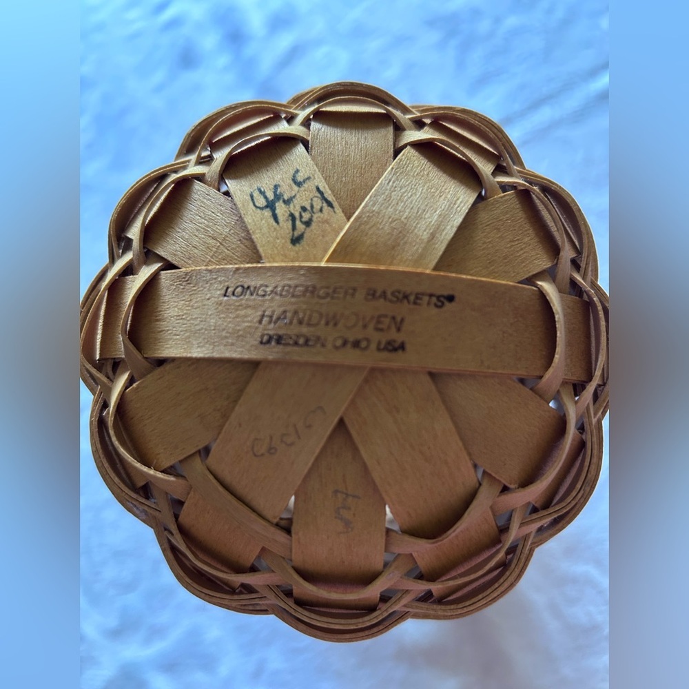 *FIRM PRICE* Vintage Longaberger Hanging Planter Basket - Picture 3 of 7